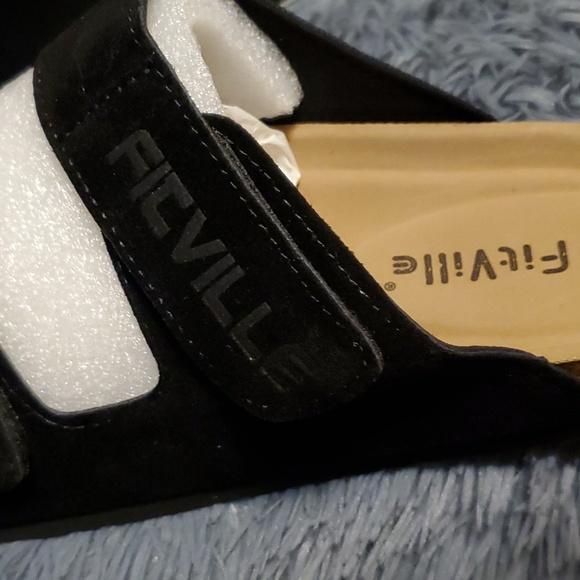 Slip on sandals - Picture 3 of 3